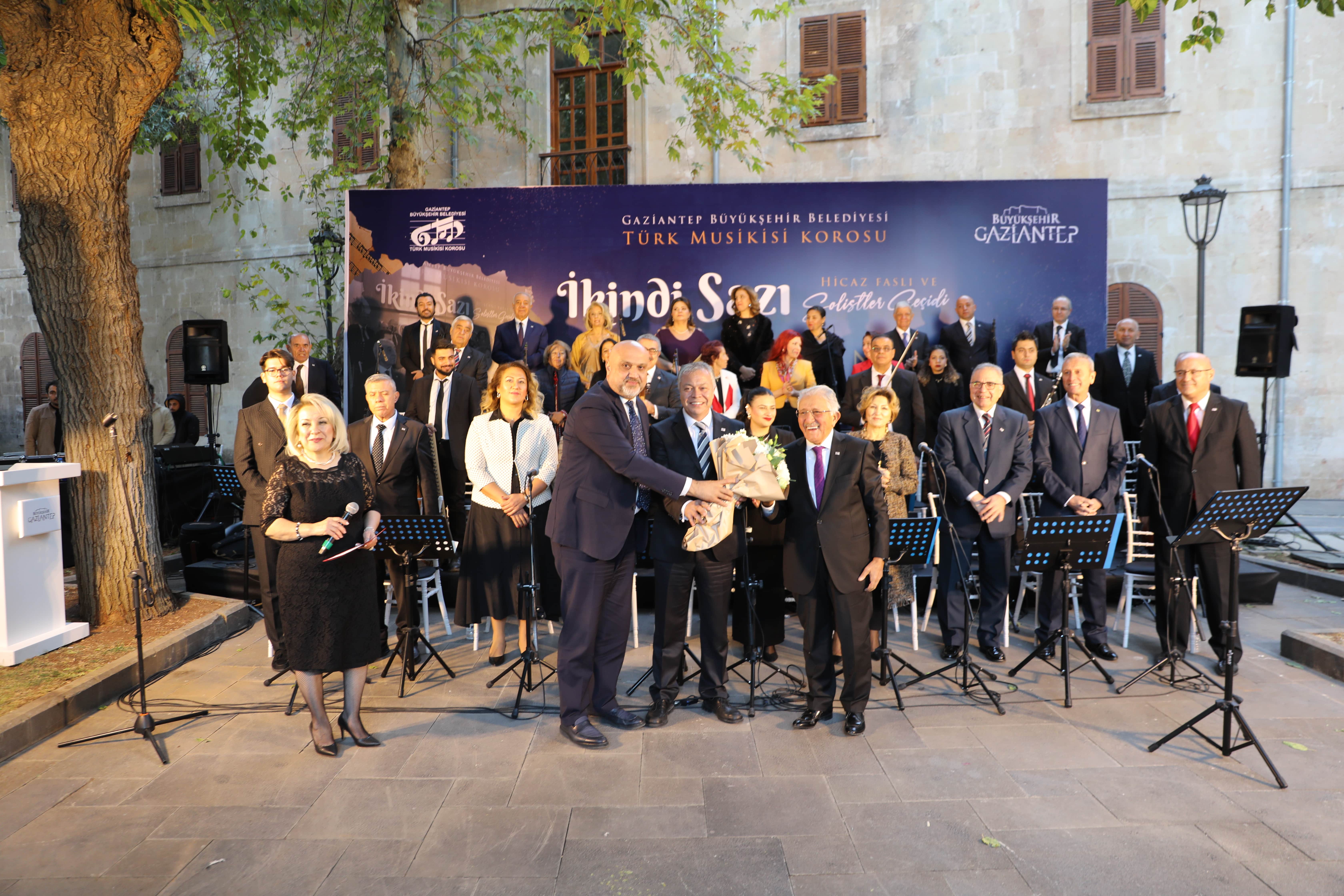 “İkindi Sazı” Geleneği Gaziantep Büyükşehir Belediyesi Türk Sanat Musikisi Korosu Konserleri İle Yaşatılıyor